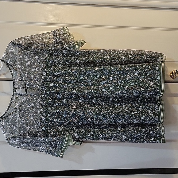 Max Studio Knit Mesh top Size:Large - Picture 10 of 10